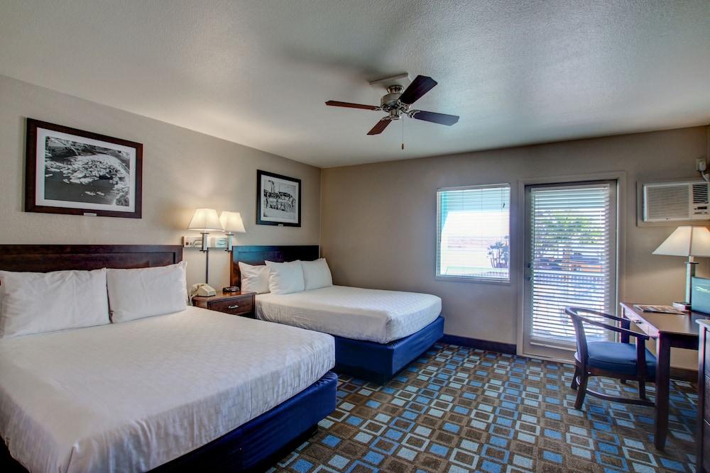 The Nautical Beachfront Resort Lake Havasu City Esterno foto