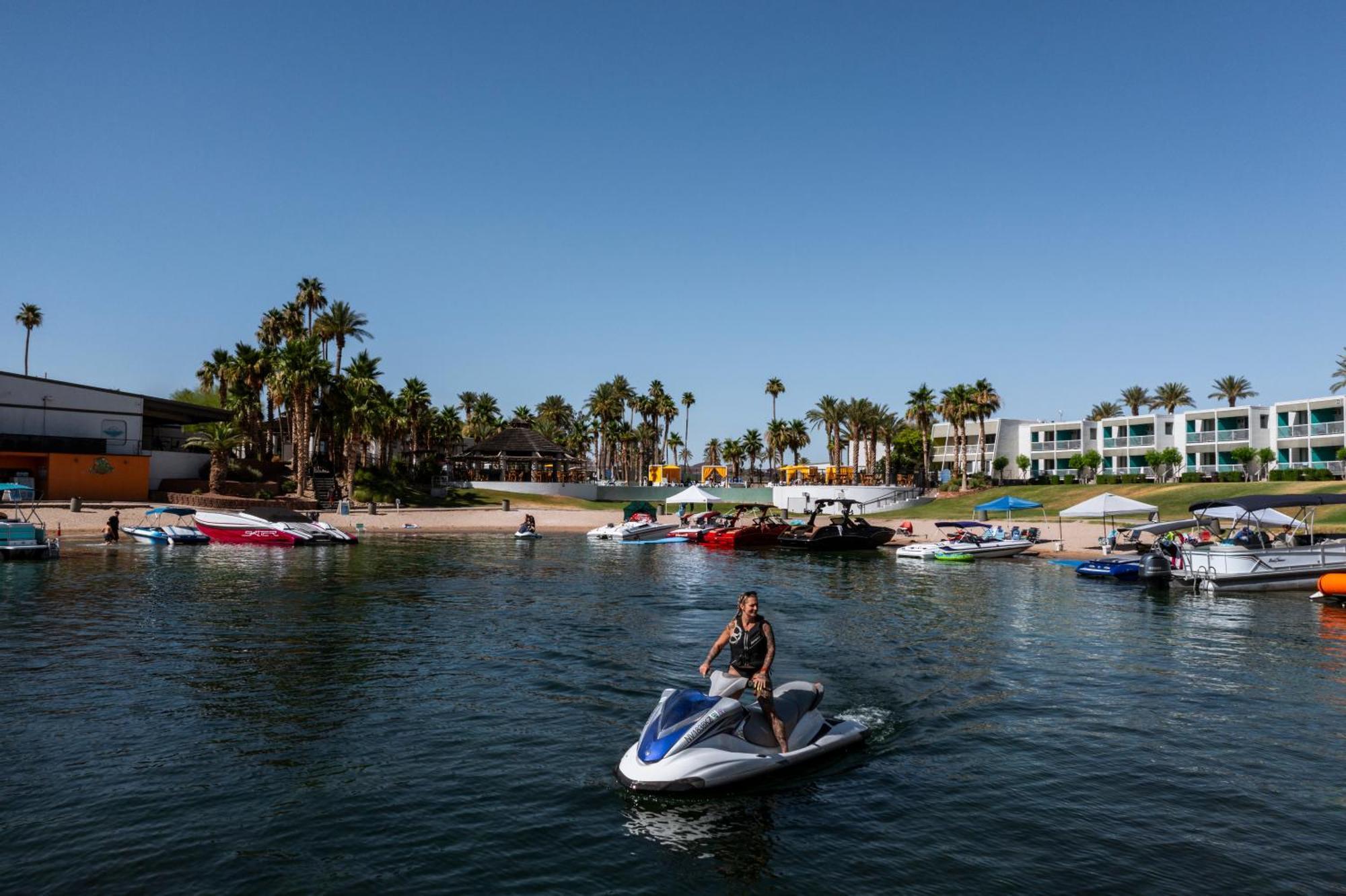 The Nautical Beachfront Resort Lake Havasu City Esterno foto